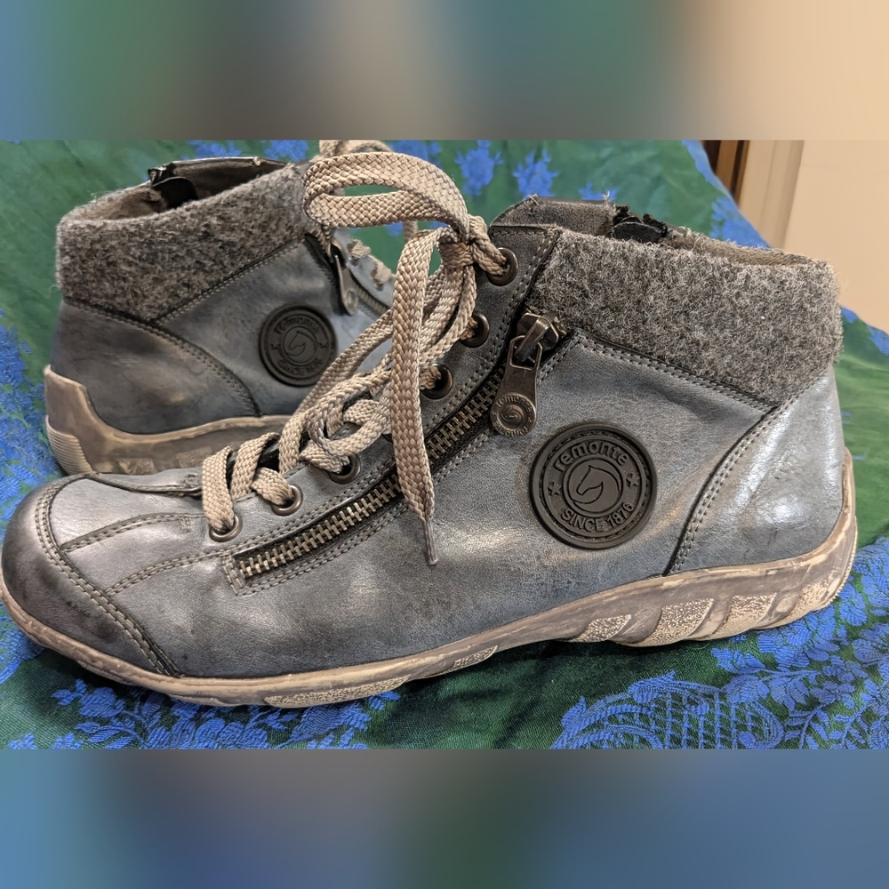 Remonte Gray Patina Sneakers